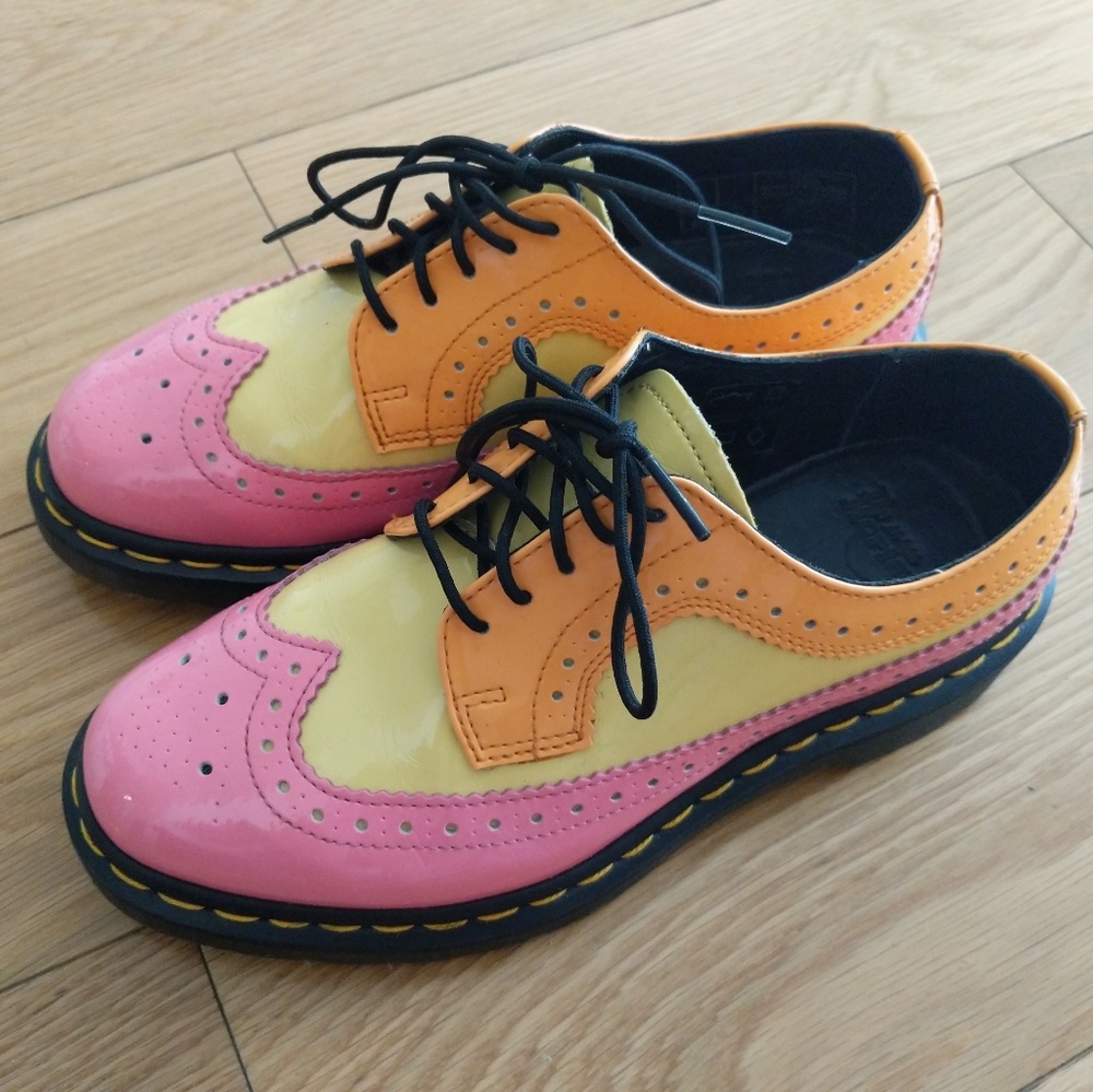 Dr. Martens 5 eye pink/orange lace-up oxford shoes